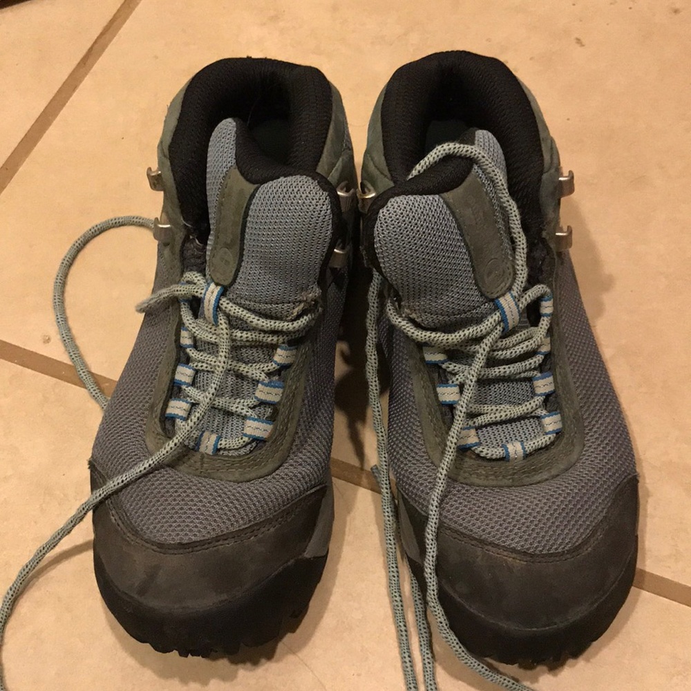 Patagonia women’s hiking boots